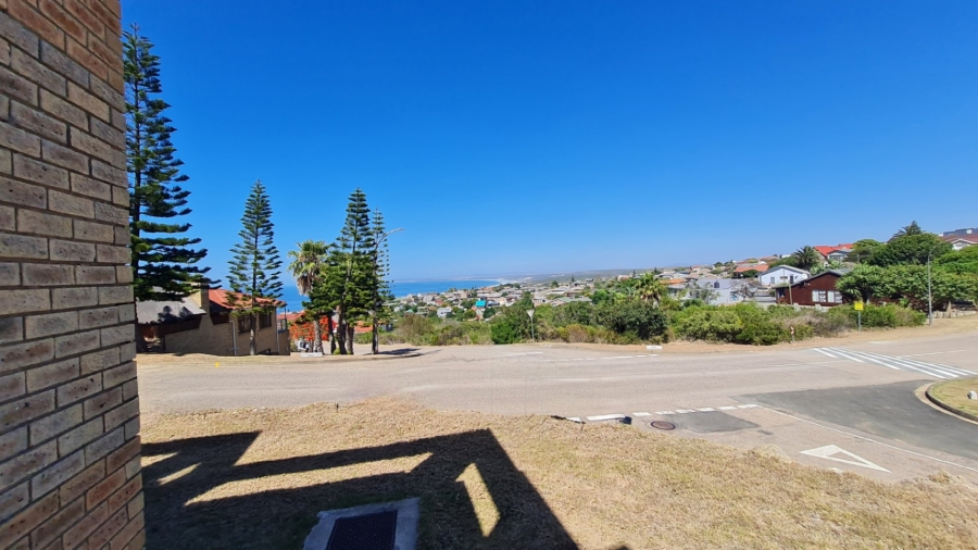 4 Bedroom Property for Sale in Dana Bay Western Cape